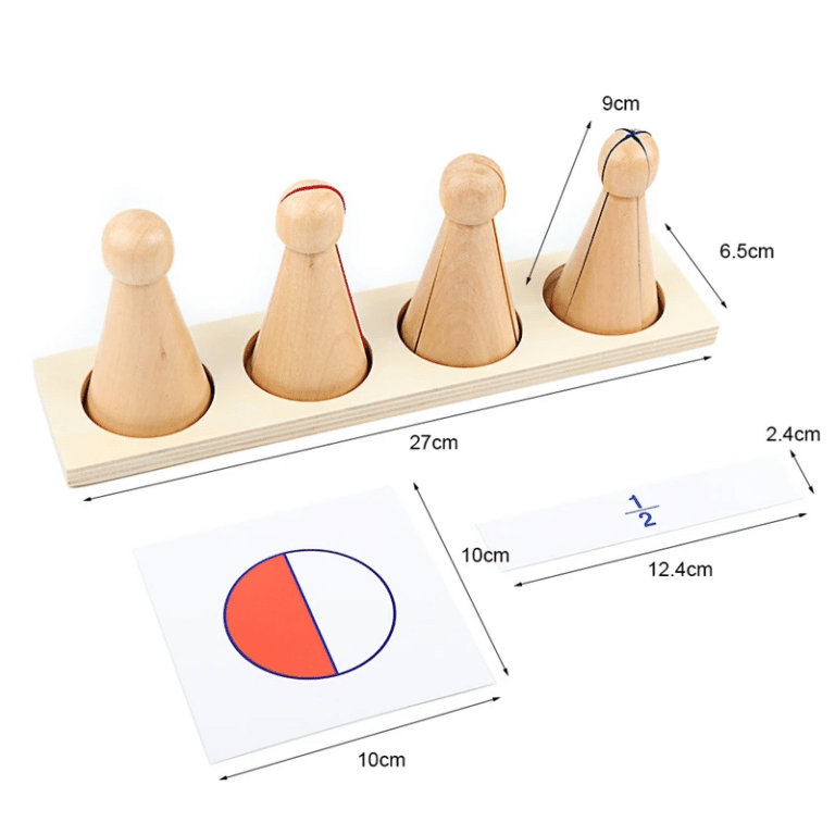 Le jeu de casse-tête en bois « Quilles d’apprentissage des fractions » comprend quatre pièces en forme de cône sur une base accompagnées de cartes de fractions, offrant une façon attrayante d’améliorer la compréhension des fractions. Les dimensions comprennent la base, les pièces et les cartes.