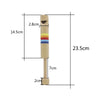 La Flûte en bois Montessori est une flûte en bois de 23,5 cm de haut à rayures colorées, composée d'un segment principal de 14,5 cm et d'un segment inférieur de 7 cm. Ses largeurs supérieure et inférieure sont de 2,8 cm et 2 cm, conçues pour des expériences d'apprentissage pratiques.