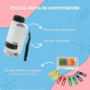 Le Microscope de Poche pour Enfant - Portable - Grossis jusqu'à 120x est livré avec une dragonne et 12 lames d'échantillons ; les fonctionnalités étiquetées et les éléments bonus sur fond bleu-rose le rendent idéal pour tout enfant curieux.