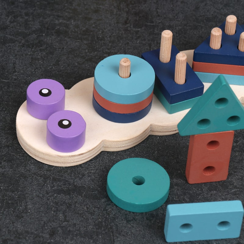 ensemble en bois pour l apprentissage montessori 