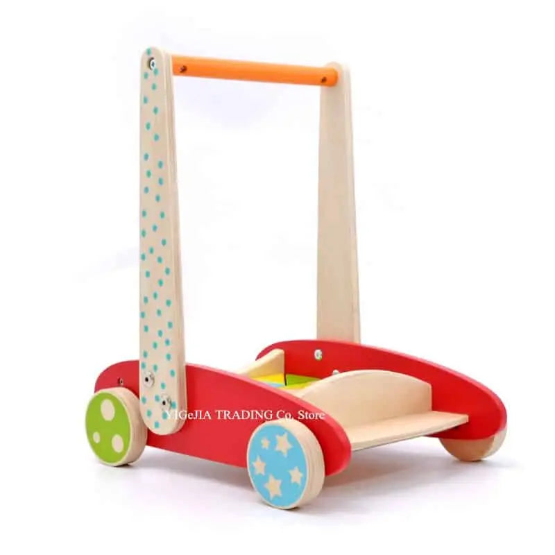 Un pousseur bébé - Jeu de Construction en bois avec des pois.